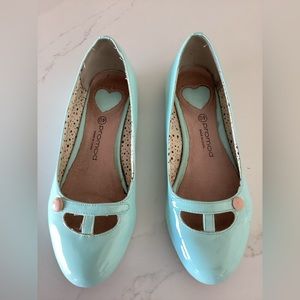 Tiffany blue flat shoes